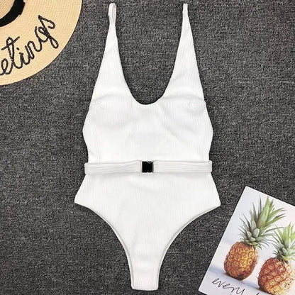 בגד ים שלם - אלה